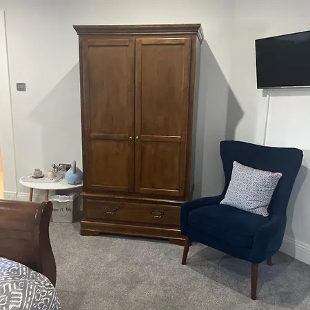 Castledale Panzió 5*
