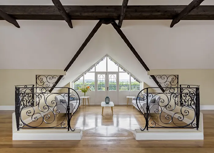 Castledale 5*